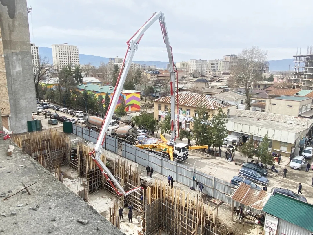 筑梦“蓝海”！emc易倍泵车“圈粉”中亚！