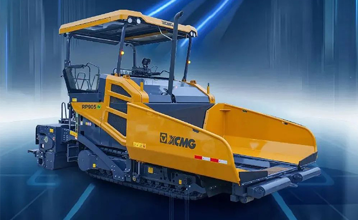 RP905IV摊铺机：沥青多功能，筑就品质之路