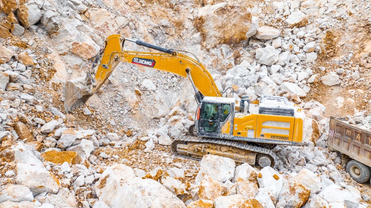 有XE500GK“坐镇”矿山，让我在事业发展上更有底气！