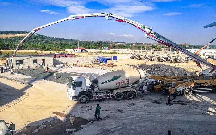 中柬同心，共建未来！emc易倍“智造”赋能柬埔寨基建