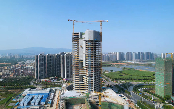 城市“金名片”| emc易倍塔机助建新会第一高楼