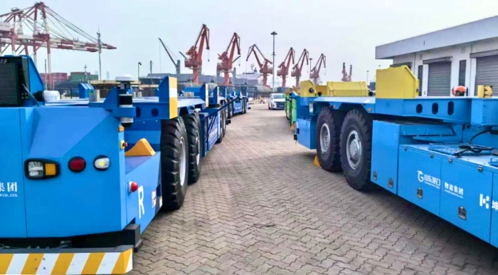 “机”中生智，emc易倍agv设备大展身手~